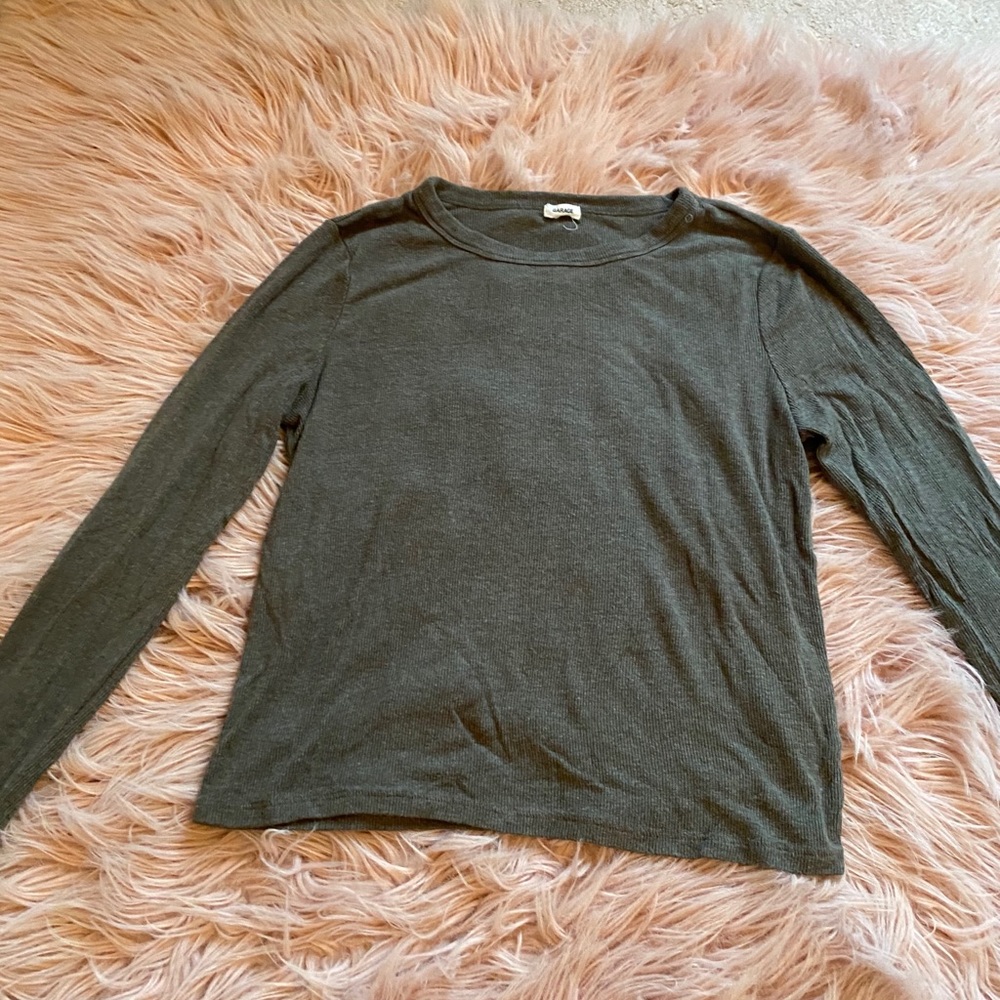 Garage light long sleeve